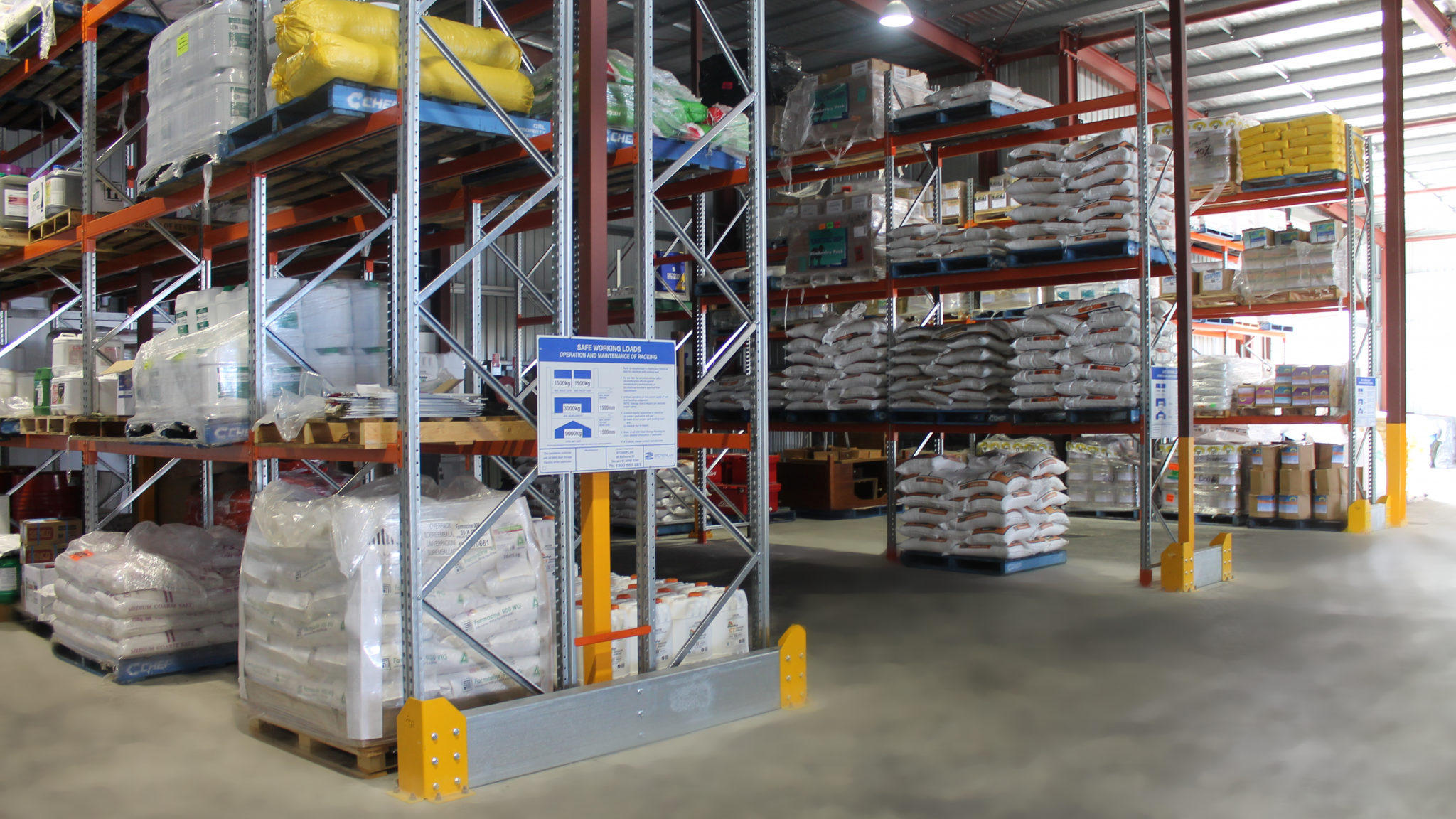 selective pallet racking installation