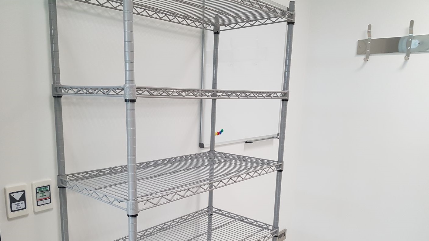 Sterimesh-Shelving-protected-by-Steritouch